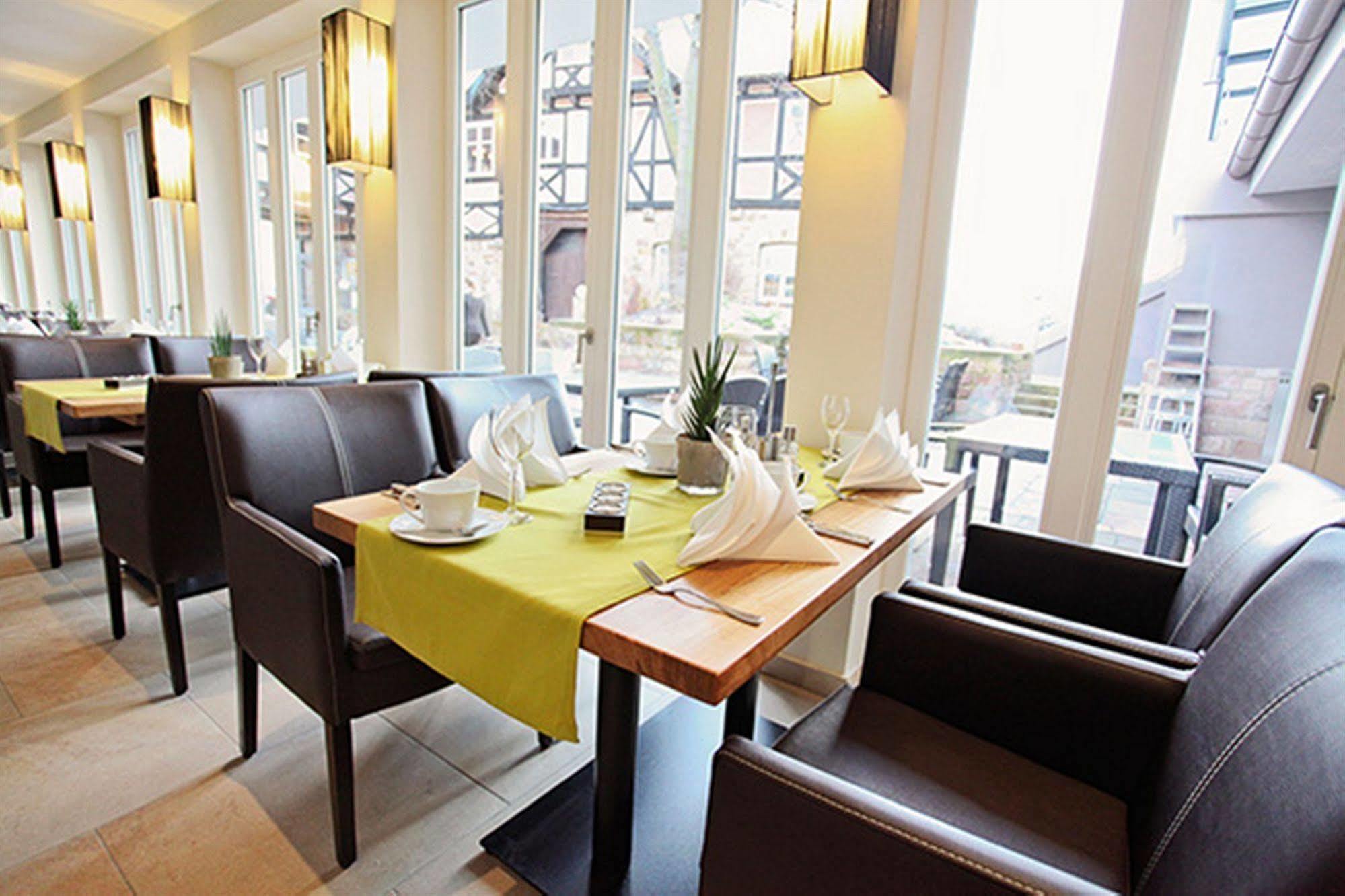 Hotel Palatina "Hotel-Restaurant" Neustadt an der Weinstraße Εξωτερικό φωτογραφία